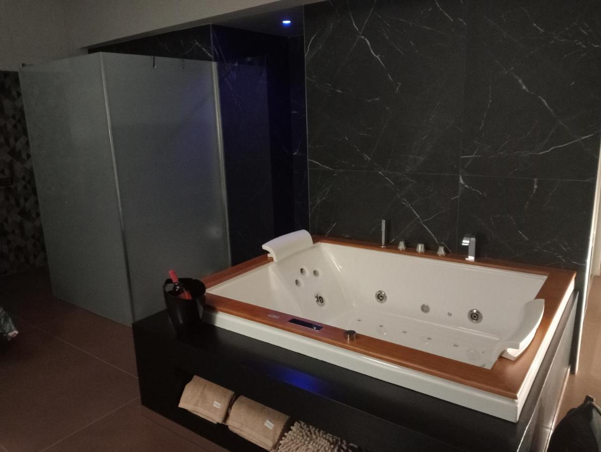 Suite Luxurya バーリ エクステリア 写真