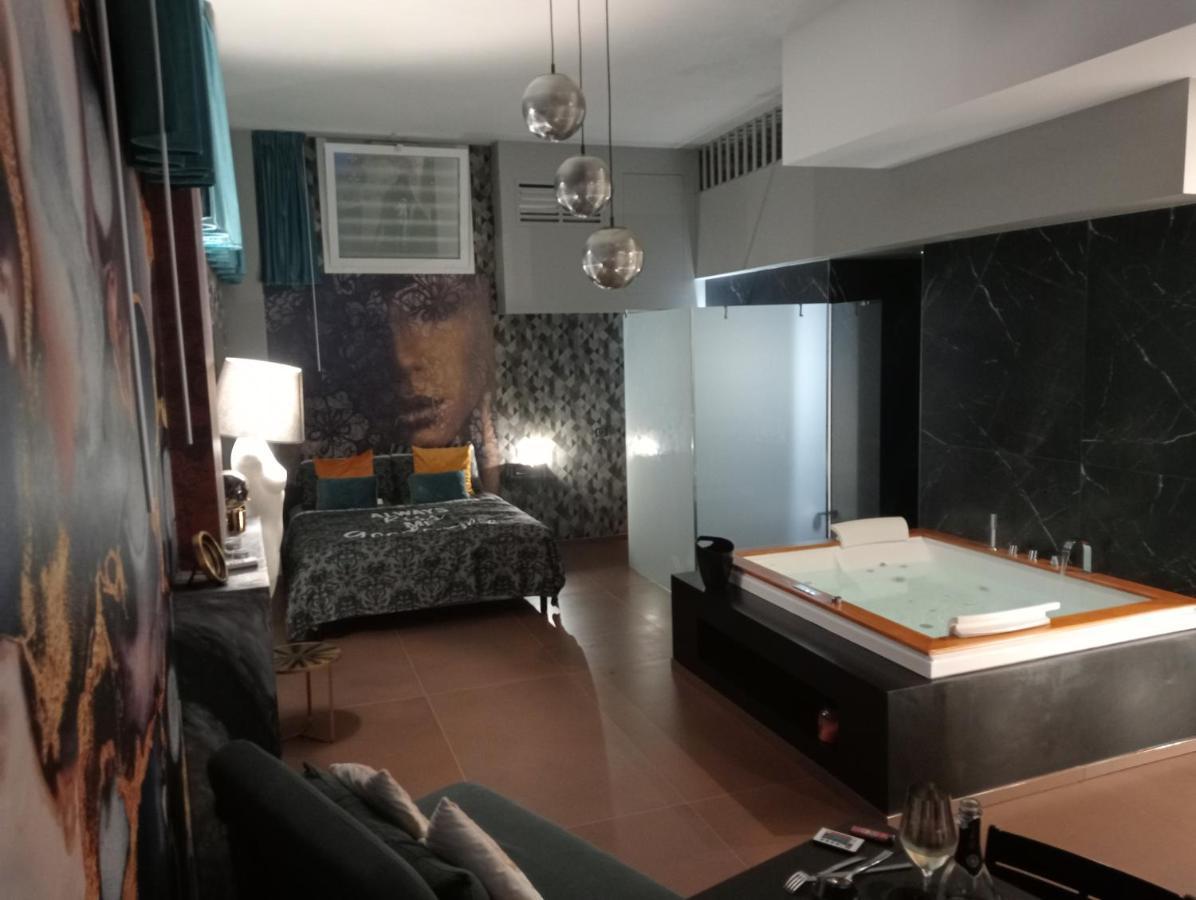 Suite Luxurya バーリ エクステリア 写真